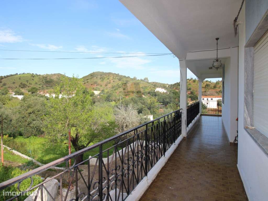 Moradia T3 independente com 8.490 m² de Terreno-7