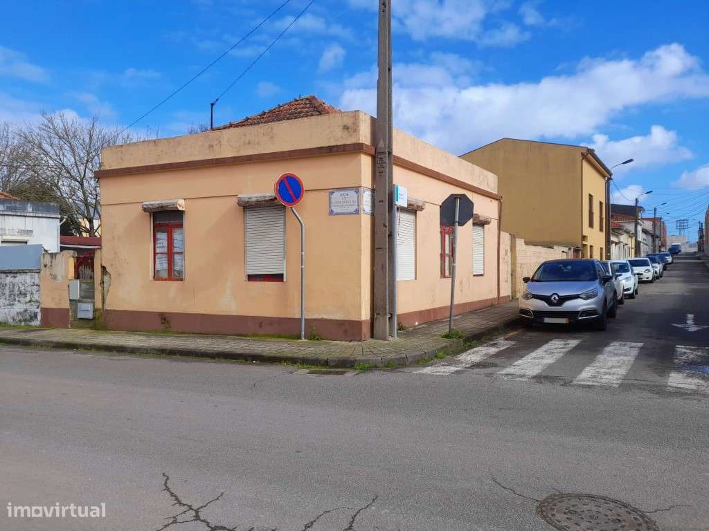 Moradia para Reconstrução | Oportunidade de Investimento - Grande imagem: 5/12