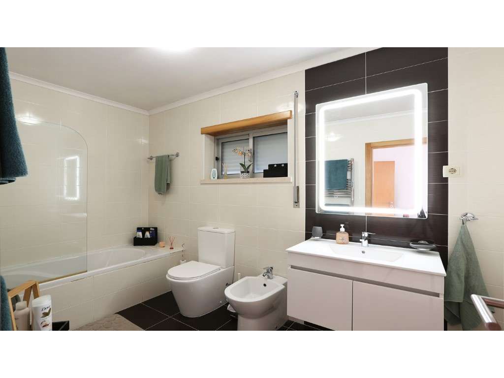 Apartamento T2 com Terraço Privado e Vista Mar | Sítio da Nazaré-23