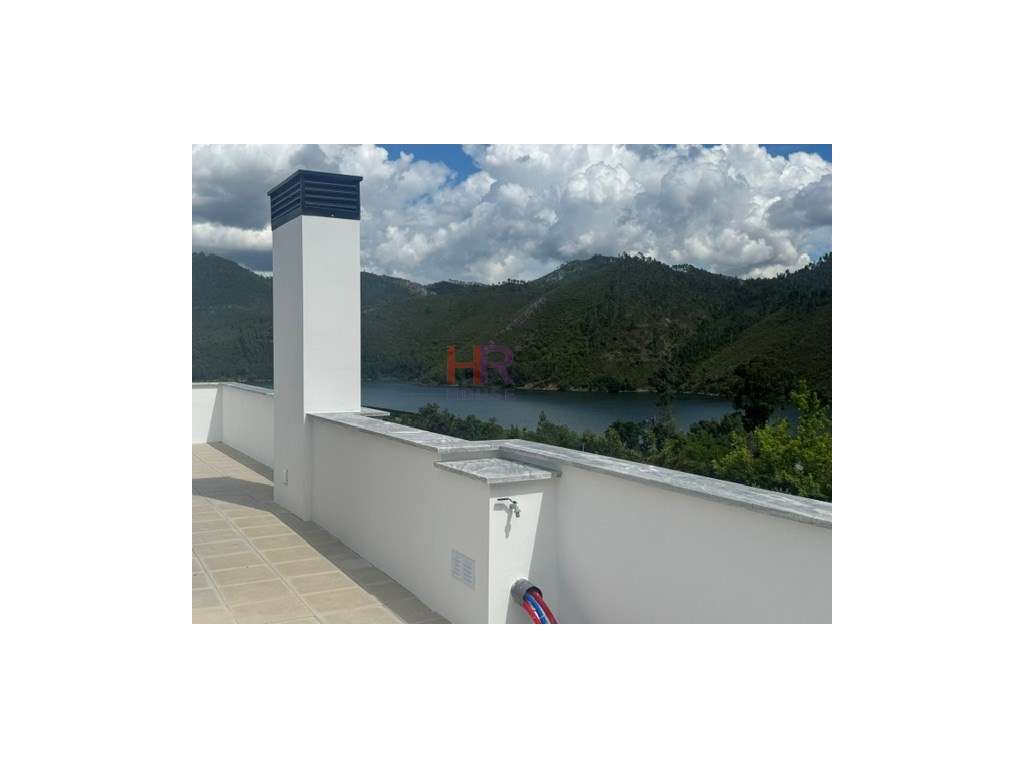 Moradia geminada nova em Águas Belas, Ferreira do Zêzere, com 3 qua...-58
