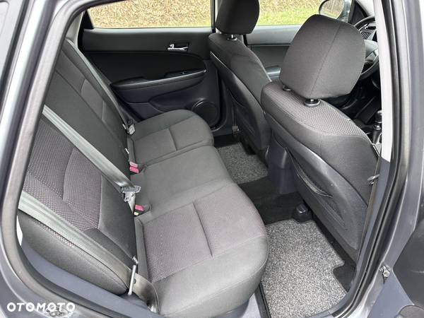 Hyundai I30 1.4 Comfort - 13