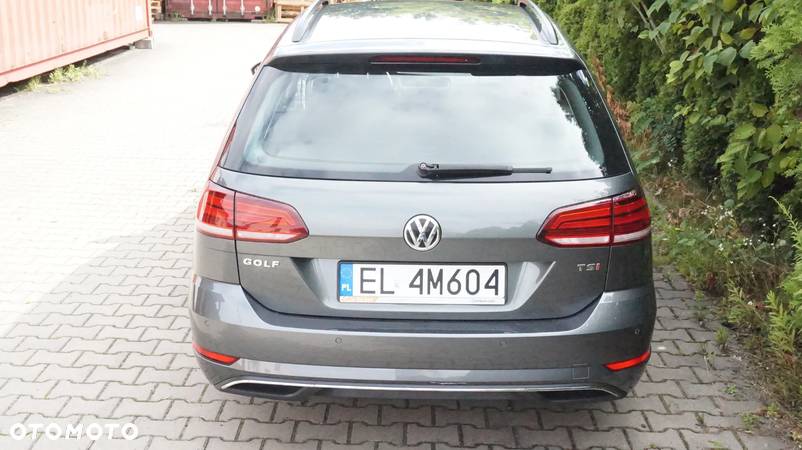 Volkswagen Golf - 4