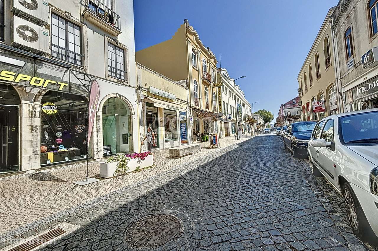 Investimento | Prédio | Boa Localização | Central - Grande imagem: 2/41