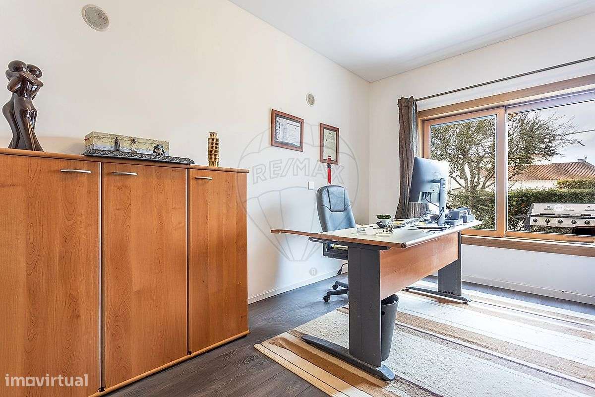 Moradia T4 para venda-18