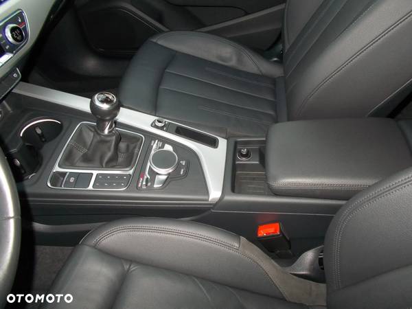 Audi A4 2.0 TDI Design - 26