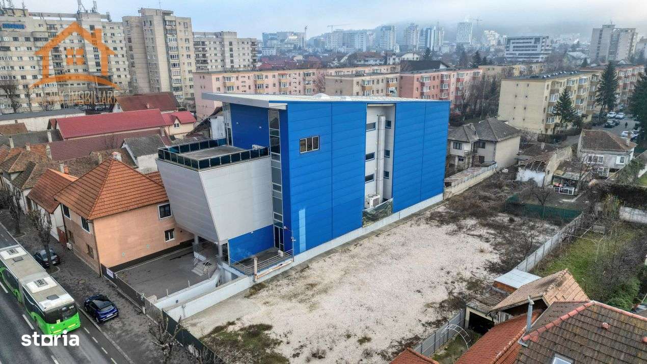 Cladire administrativa cu multiple functionalitati, call center, clini - Imagine principală: 3/19