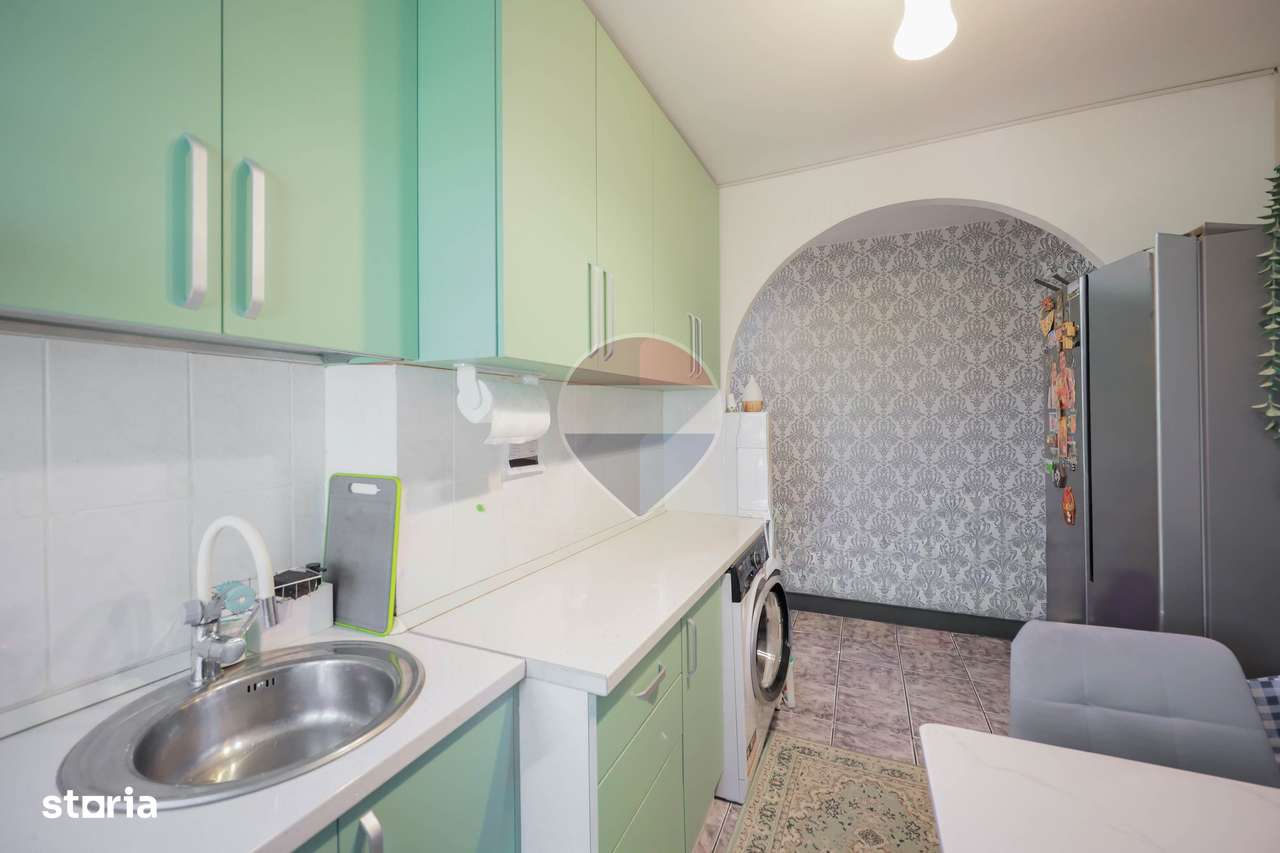 De vânzare apartament cu 2 camere, în zona Nufărul-9