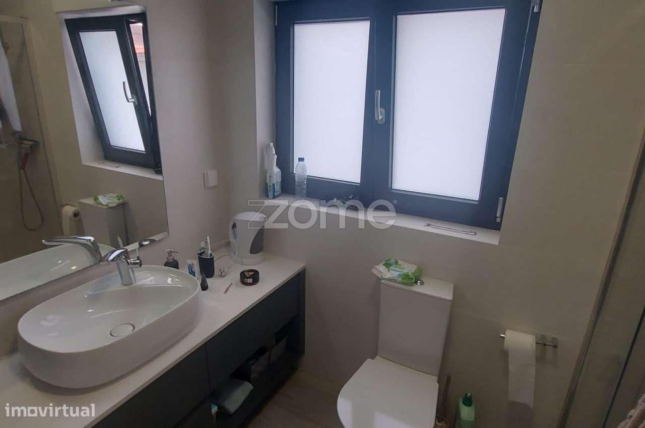 Moradia Térrea V3 com Piscina, Garagem e Terreno de 1.990 m² – Bust...-19