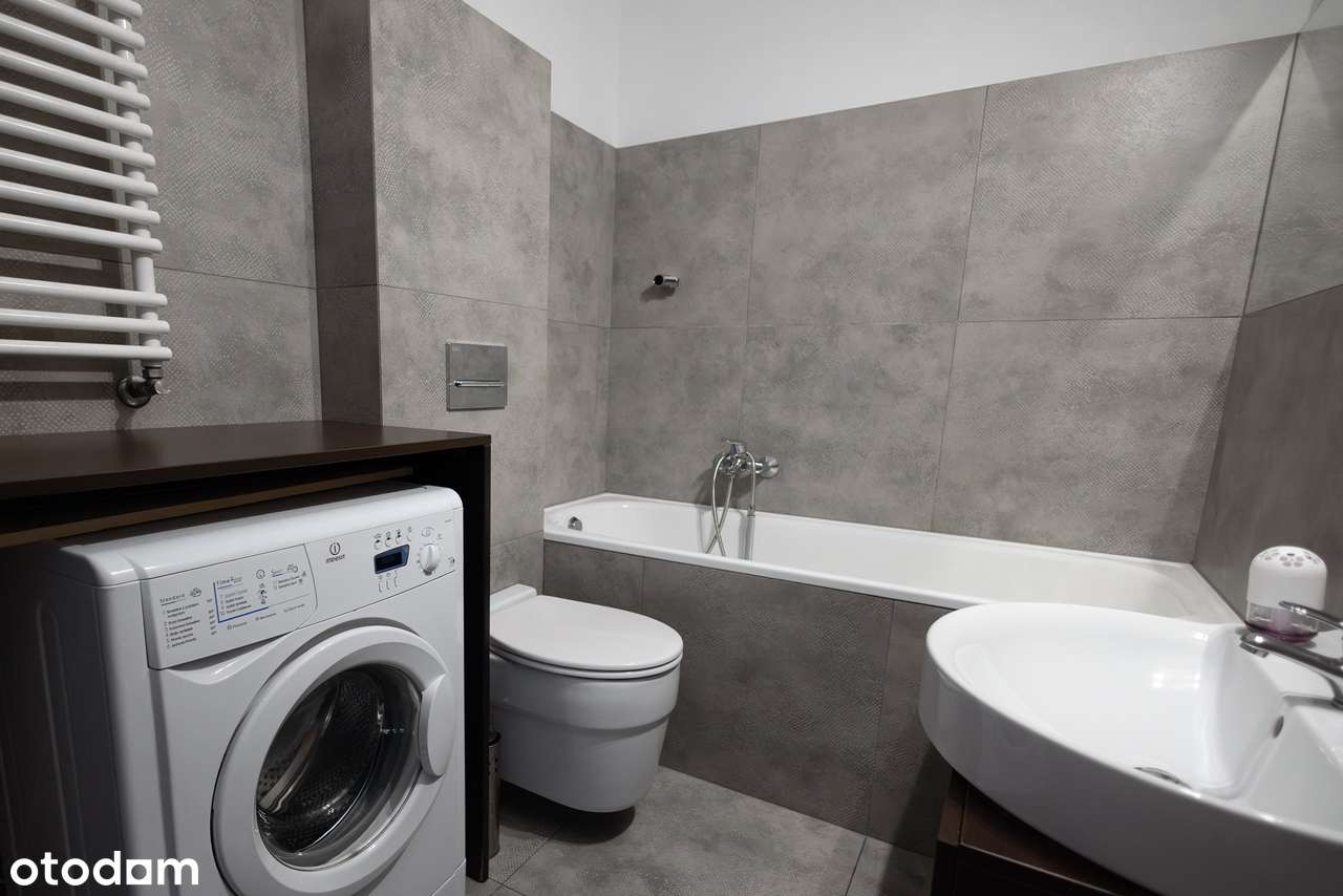 Blok z 2008r blisko Uniwersytetu WSB ochrona monitoring-10