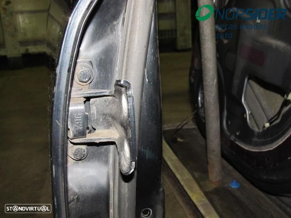 Porta tras direita Mitsubishi Carisma Sedan|99-04 - 6