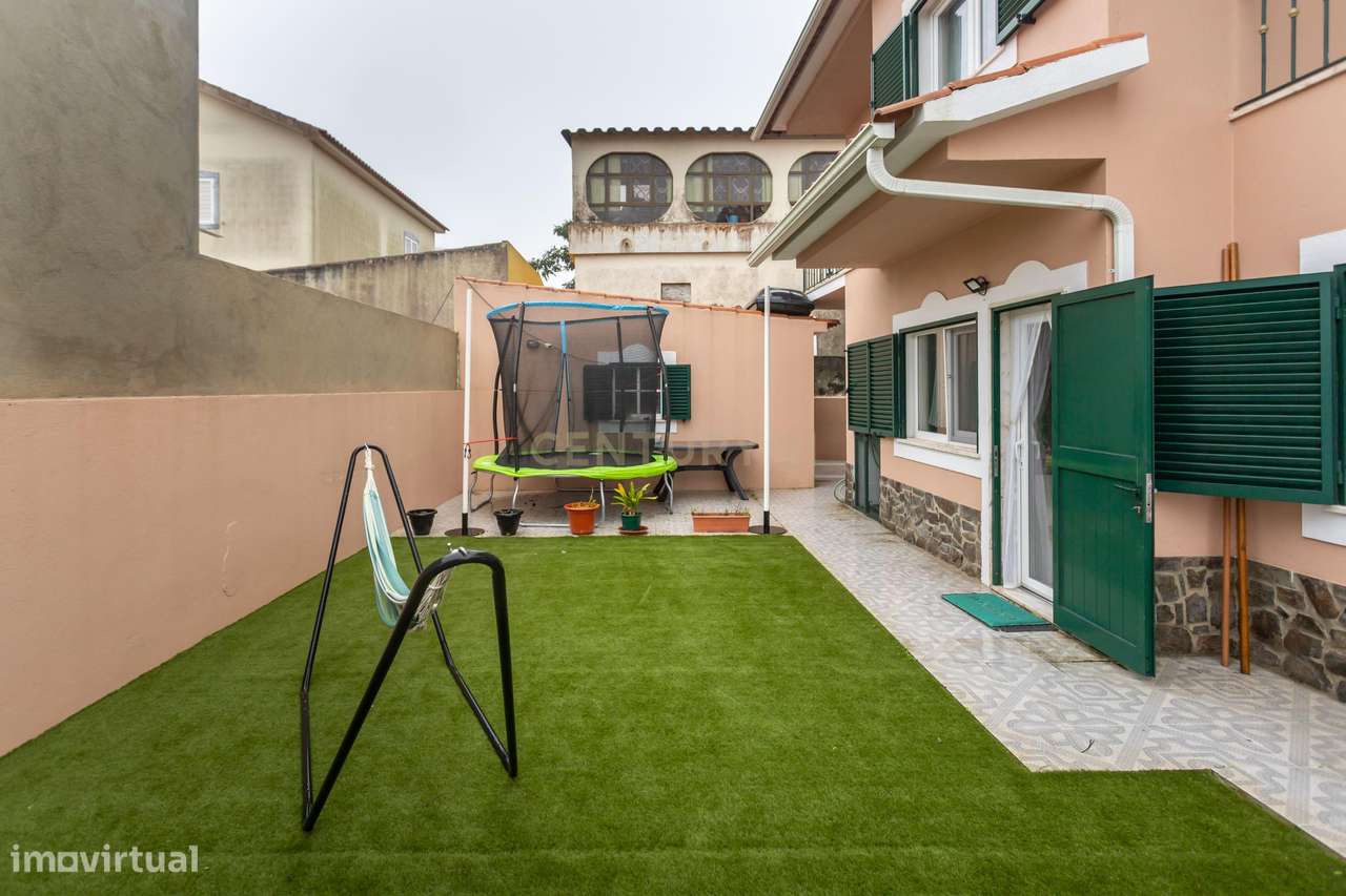 Espetacular Moradia com Vista Campestre em Localização Privilegiada - Grande imagem: 5/46