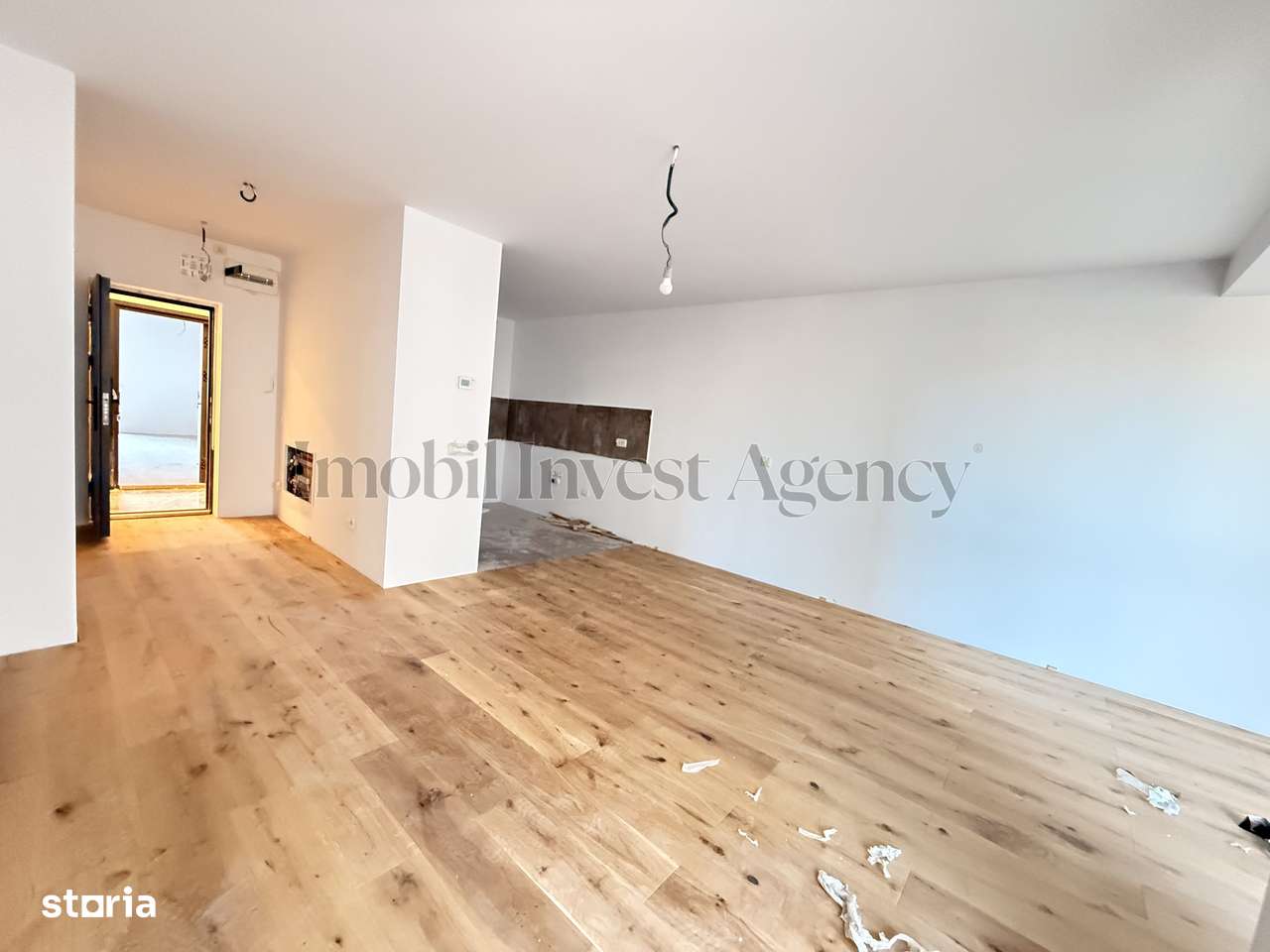 Apartament 2 camere de vanzare Pipera in bloc cu vedere la lac - Imagine principală: 2/14