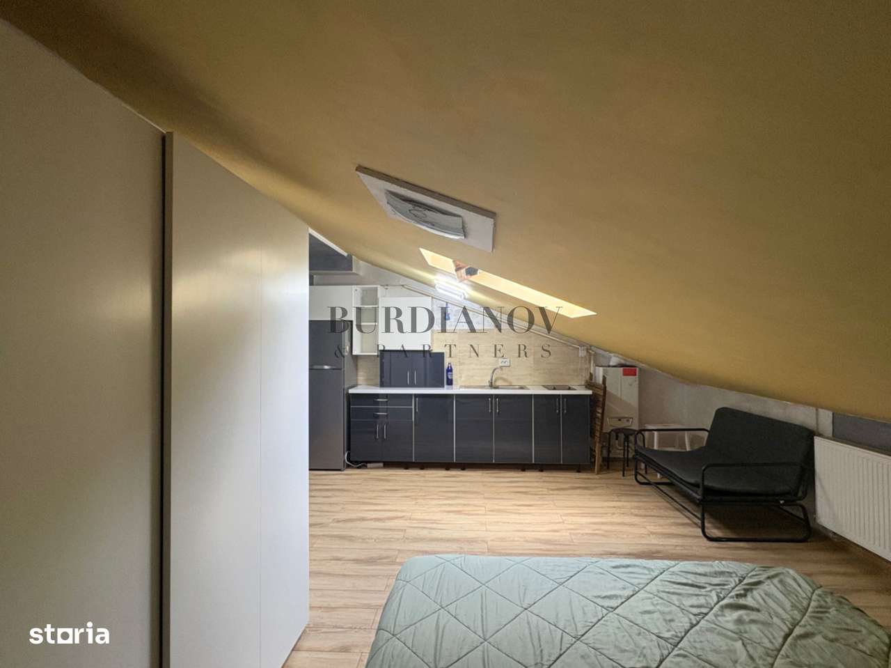 Garsonieră la mansardă - Dobroești - 34 mp utili - Centrală proprie-4