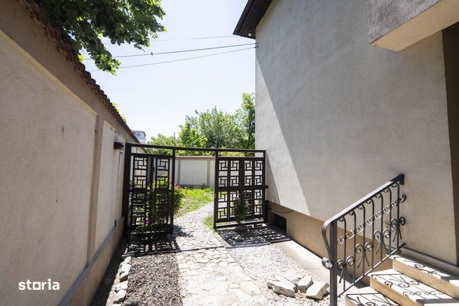 Casa 8 camere, 326 mp utili, teren 835 mp – cartier Rovine-Lapus Arg-3