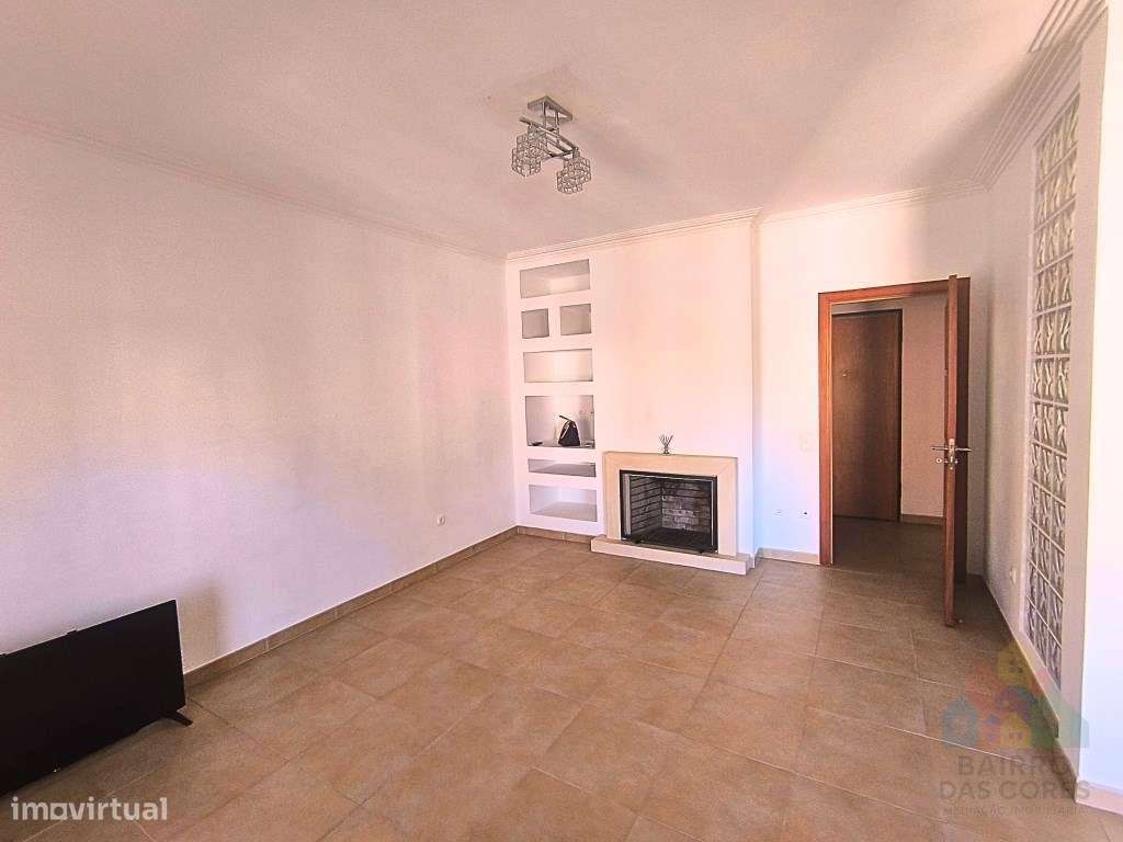 Apartamento T2+1 em condomínio fechado no Entroncamento - Grande imagem: 4/21