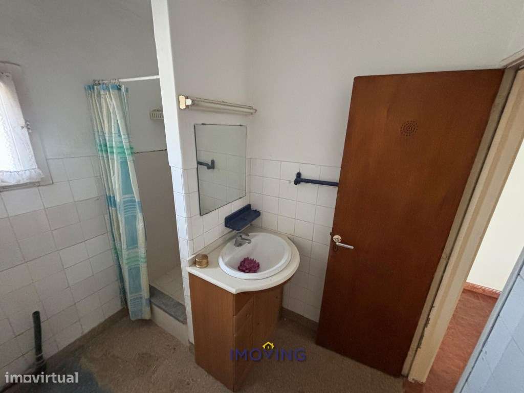 Apartamento T1 totalmente remodelado no Alto de Seixalinho, Barreiro-15