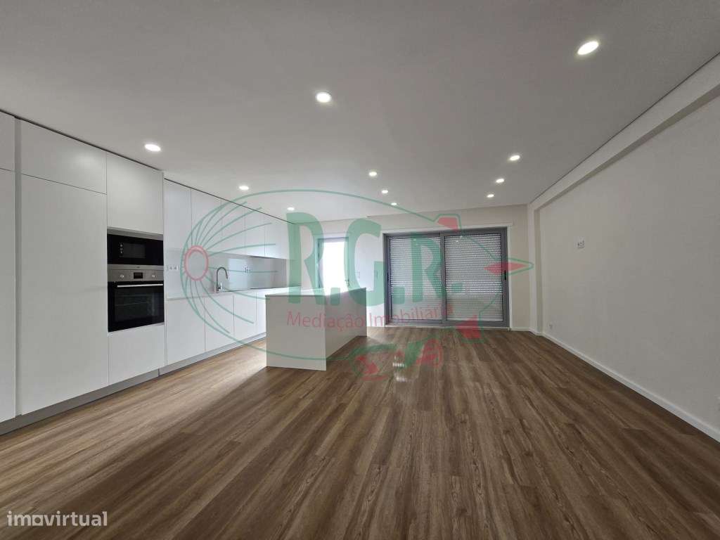 T3 Remodelado (Novo) - A 10min Estação Comboios Rio Tinto - Grande imagem: 5/45