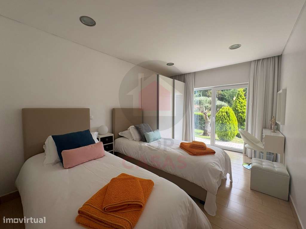 Moradia Contemporânea de Luxo com Vista Deslumbrante sobre a Lagoa ...-17