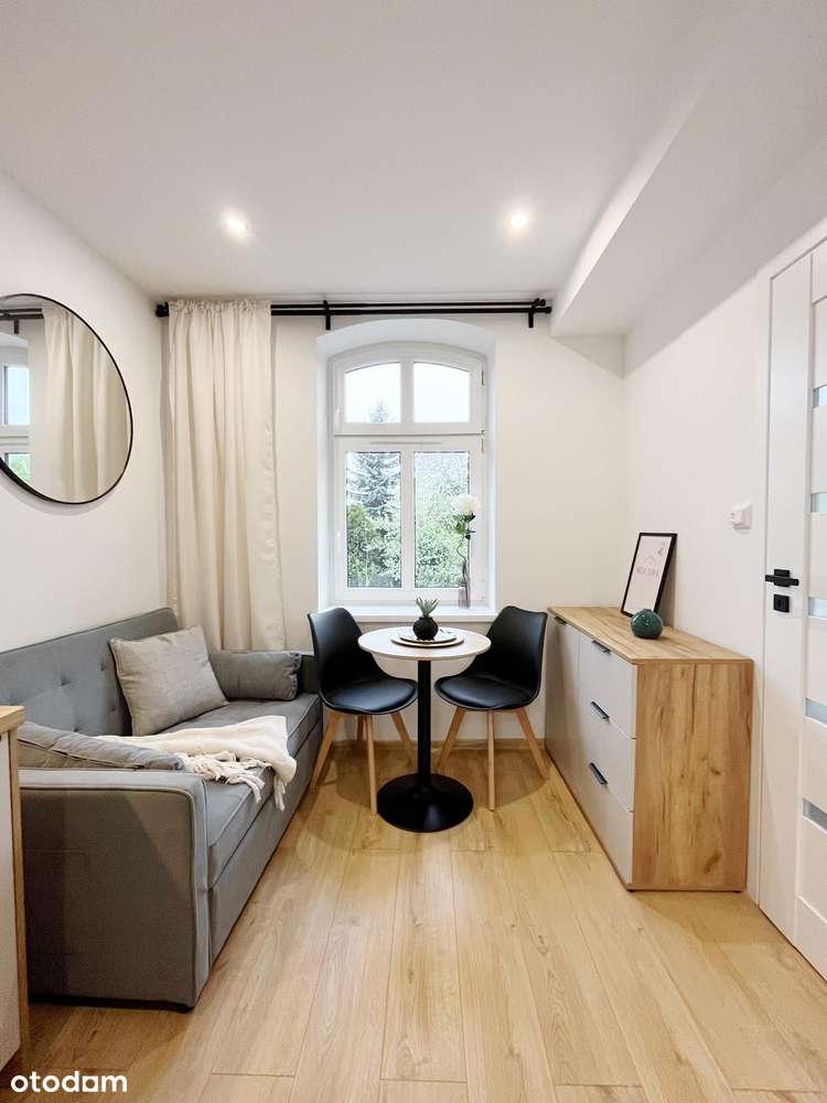 48 m² → podzielone na 3 niezależne pokoje premium z łazienkami-4