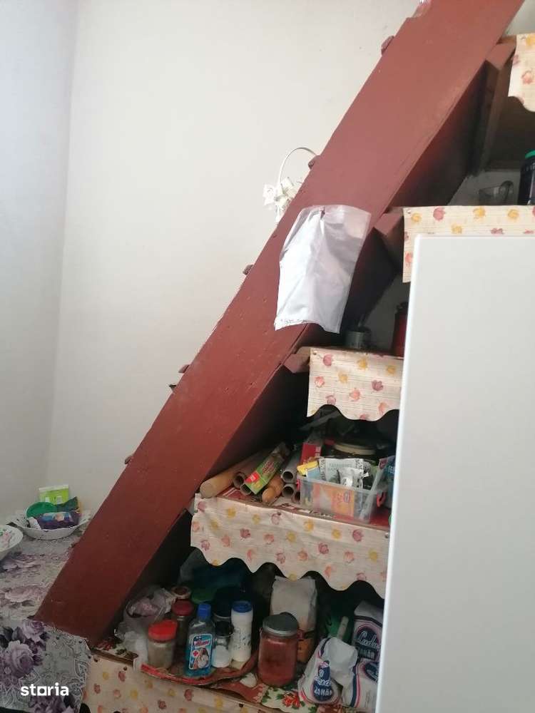 Casa pt două famlii, cu garaj dublu, pivnia, teren 400 mp, Semicentral - Imagine principală: 4/7