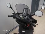 Yamaha X-max - 4