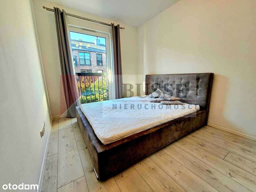 2 pok. na 1 piętrze w niskim bloku z na Warszewie!-3