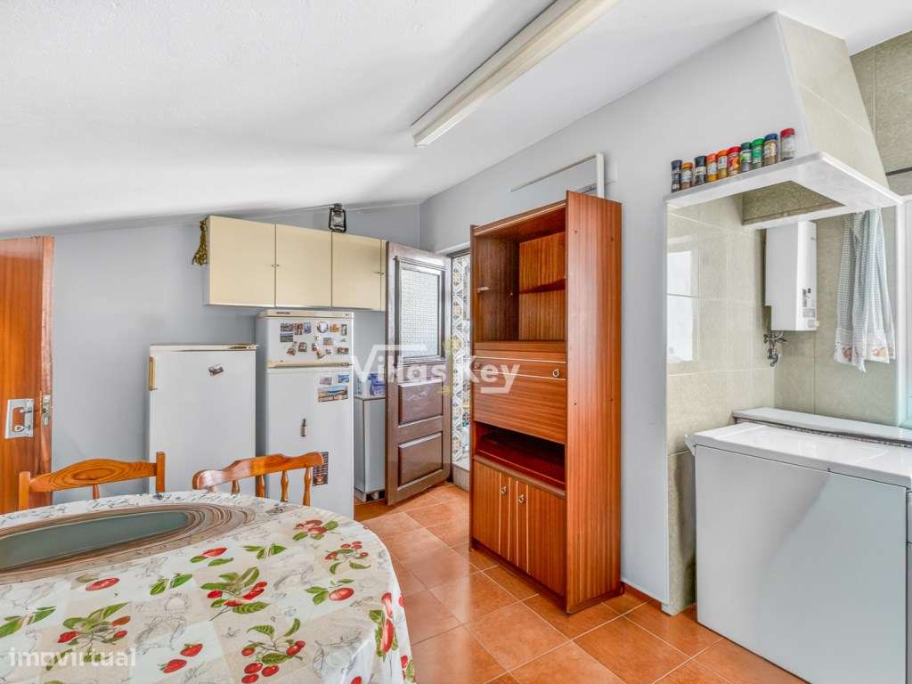 Moradia T3 com Duas Entradas - Vila do Bispo-18