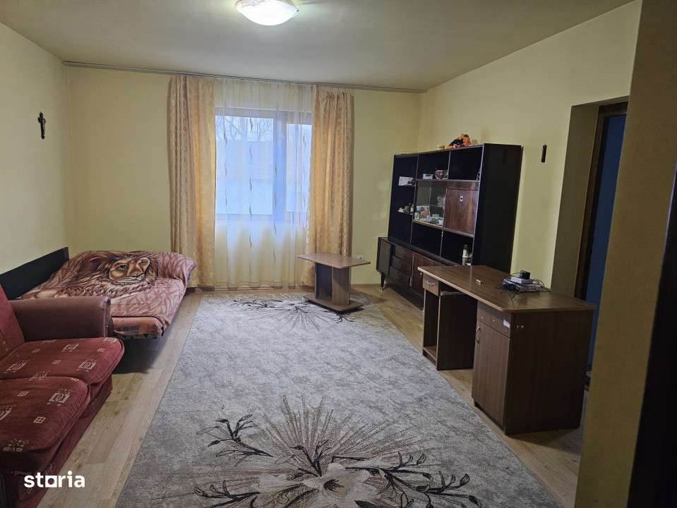 Casa cu 4 camere, suprafata 110 mp + teren 2.200 mp, Varzarii de Jos - Imagine principală: 4/10