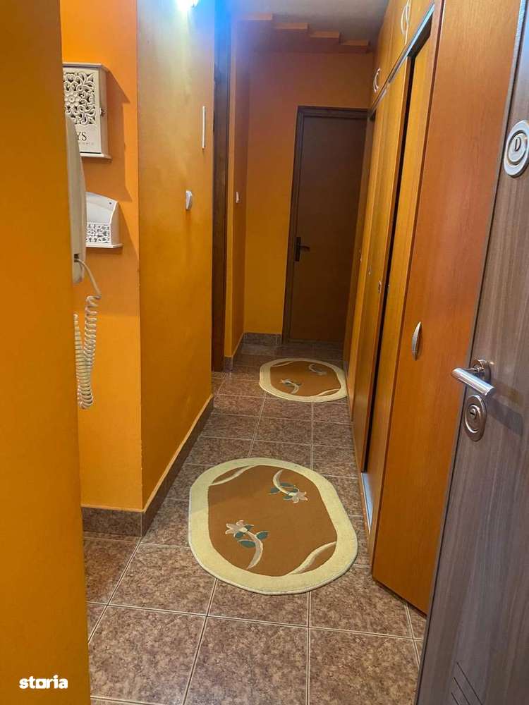 Vând apartament decomandat, 2 camere - Imagine principală: 2/7