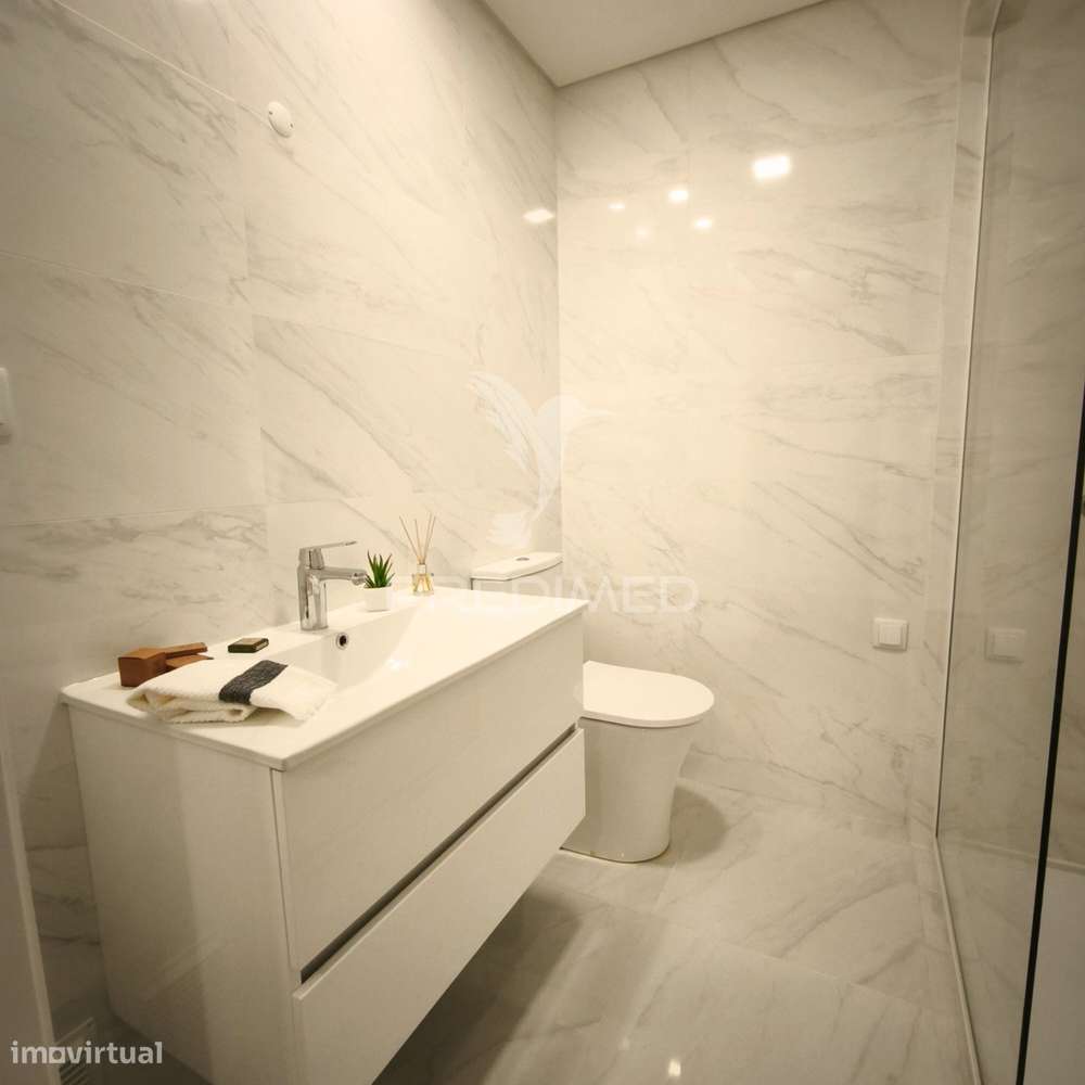 Apartamento T3 Benfica-12