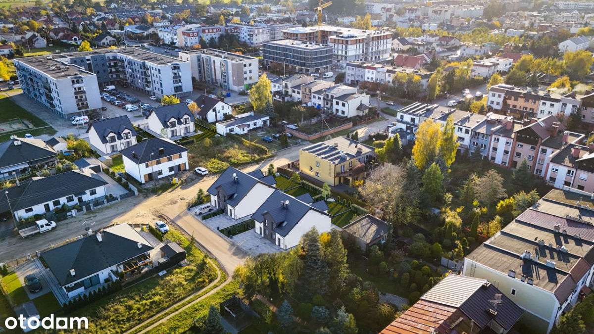 Funkcjonalny Bliźniak w spokojnej lokalizacji-7