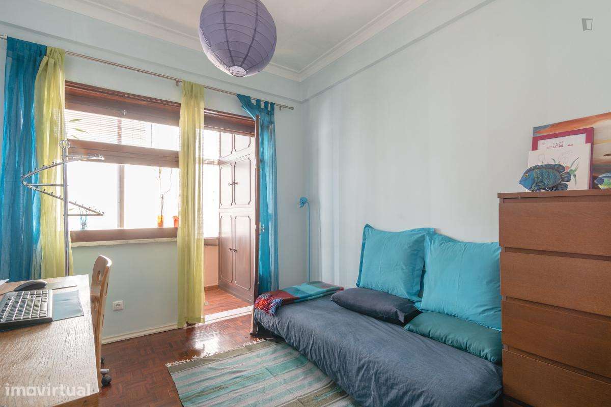 Quarto - localizado em Lumiar Lisbon - Grande imagem: 2/6