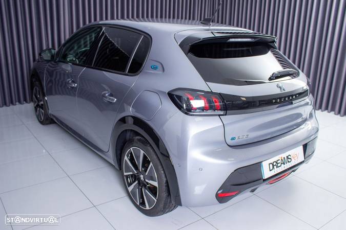 Peugeot e-208 GT Pack - 21