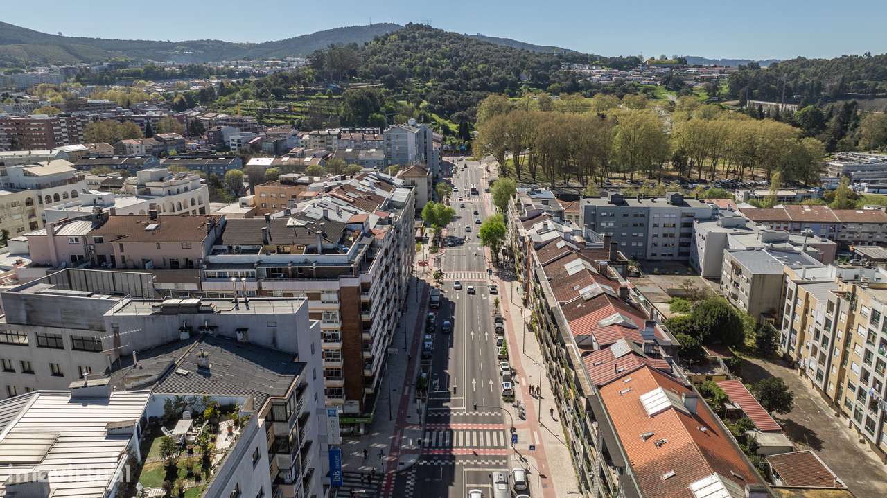 Apartamento T2+2 em plena Avenida da Liberdade-29