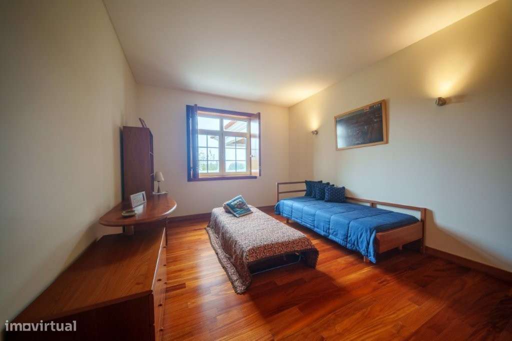 Moradia T5 - Tomar, inserida num amplo terreno de 15.560 m²-33