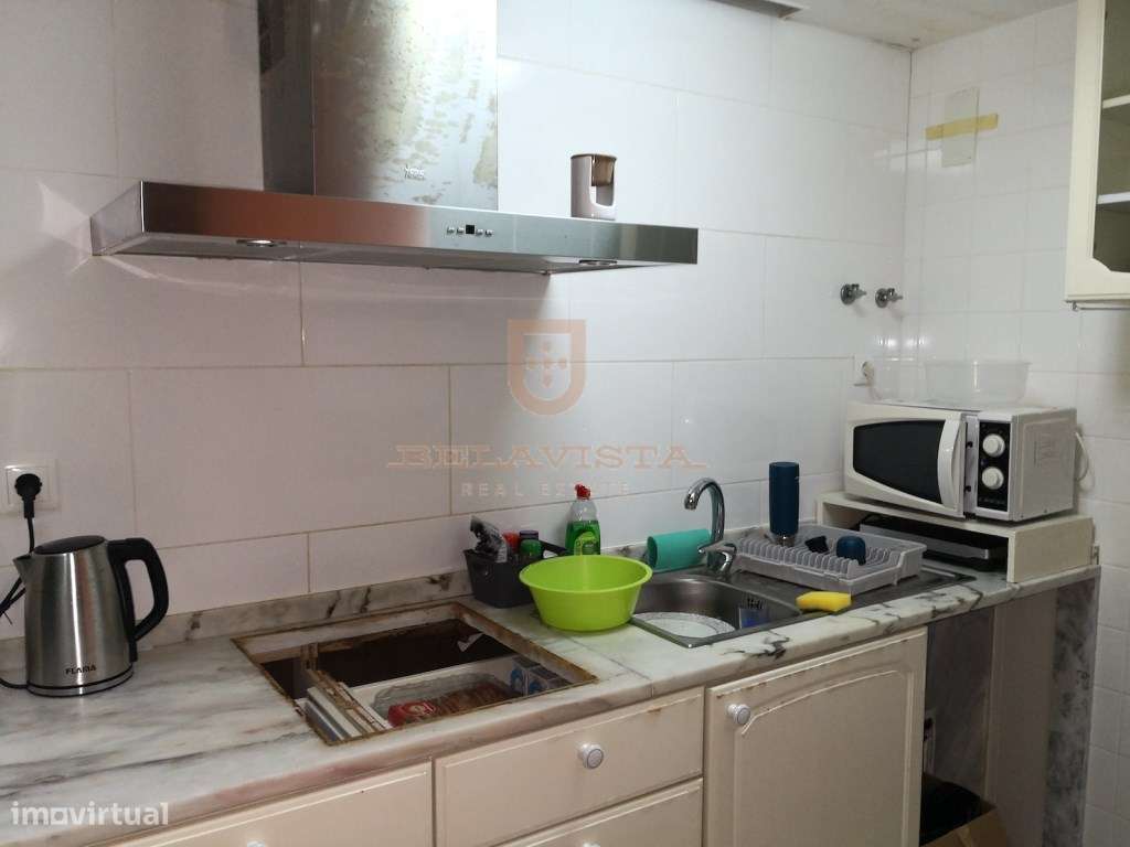 Oportunidade T1 + 3 para rentabilizar - Coimbra-11