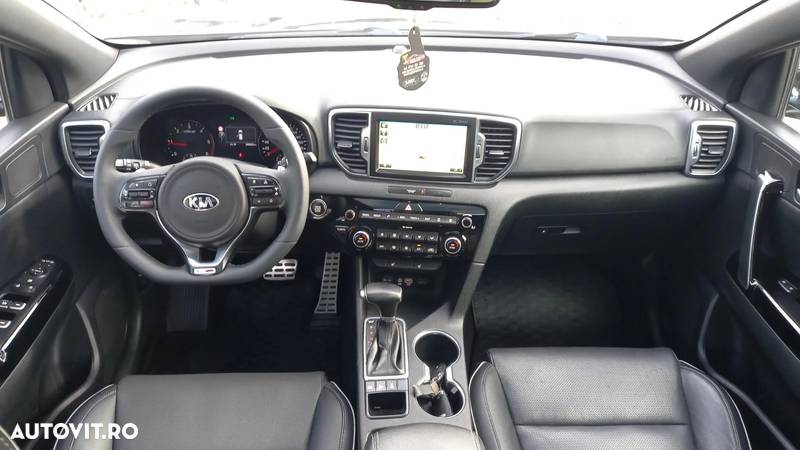 Kia Sportage 2,0 CRDI AWD Aut. GT Line - 10