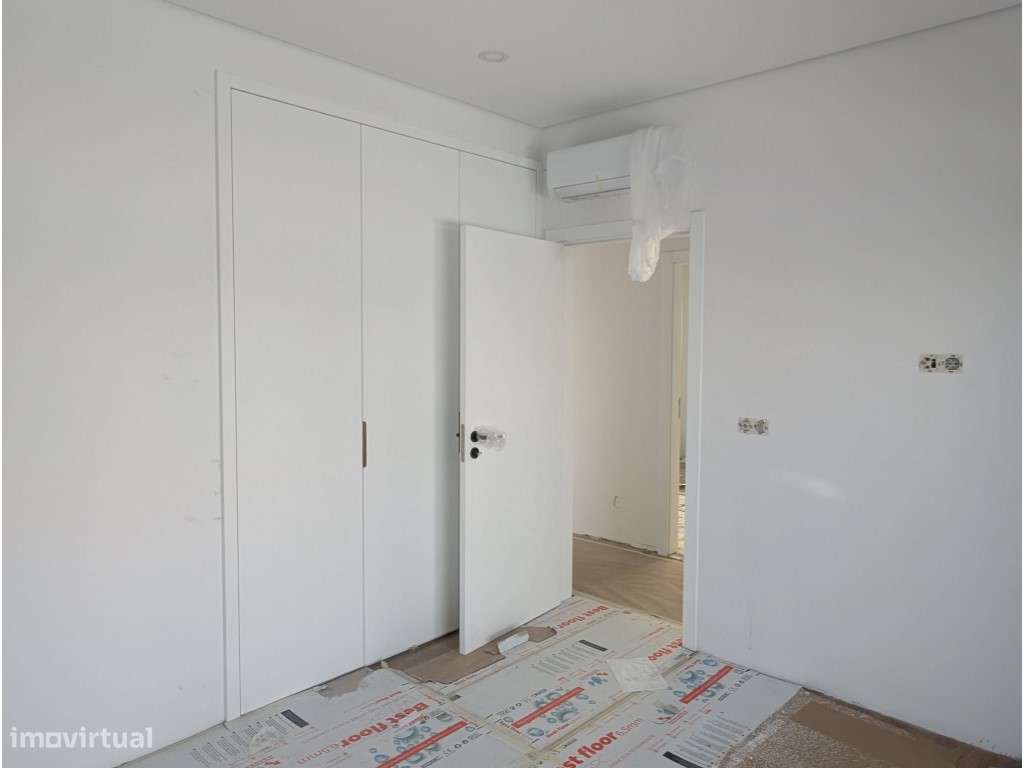 Moradia Isolada T4 Térrea a Venda No Pinhal do General-33