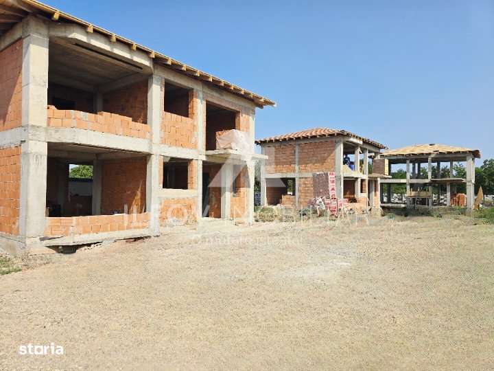 Vila superba P+1 Tunari 171mp, 4 camere, curte proprie, tigla ceramica-7