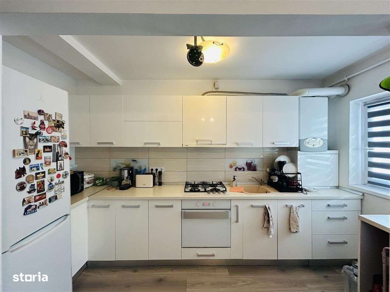 Ap 3 camere, balcon - mobilat si utilat - 60 mp utili - zona linistita - Imagine principală: 2/5