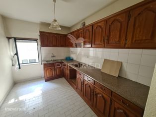 Apartamento T3 no centro de Macedo de Cavaleiros - Grande imagem: 2/12