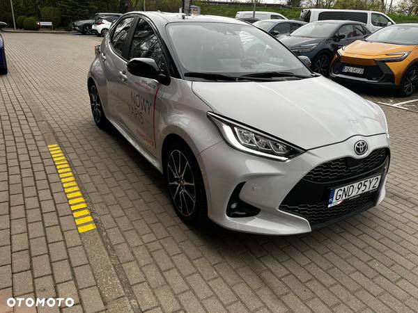 Toyota Yaris 1.5 GR Sport - 4