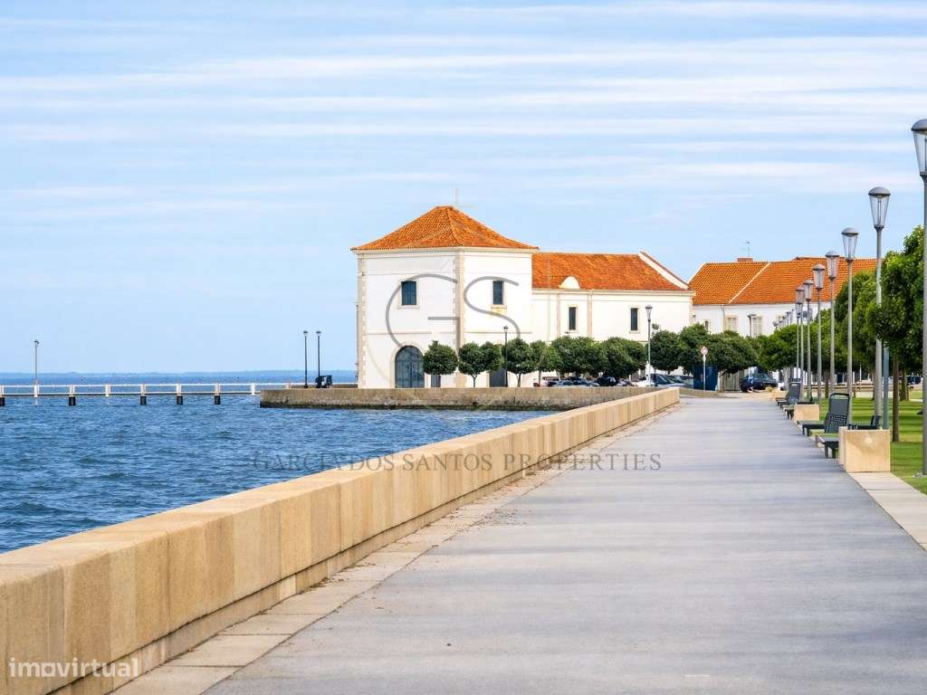 Distinto T2 Remodelado no Coração de Alcochete | A Escassos Passos ... - Grande imagem: 4/16