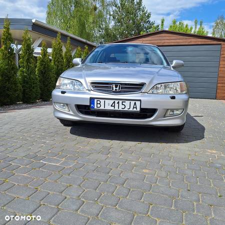 Honda Accord 2.3i ES - 8