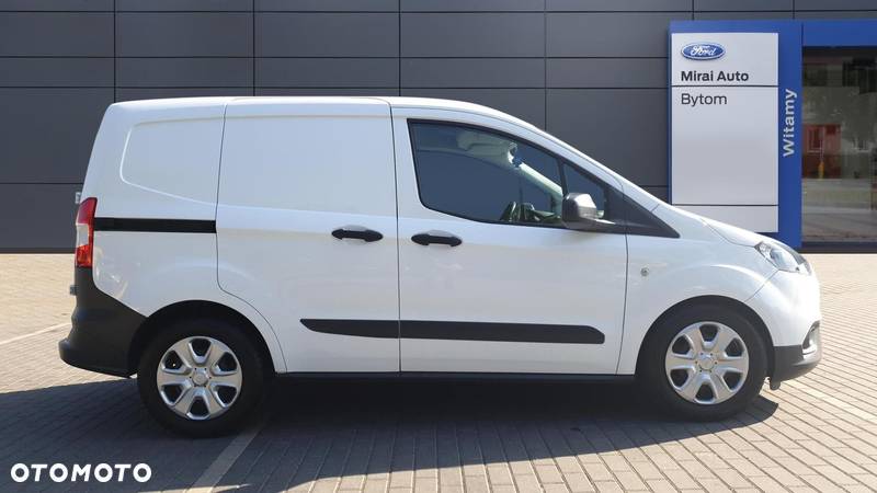 Ford transit-courier - 6