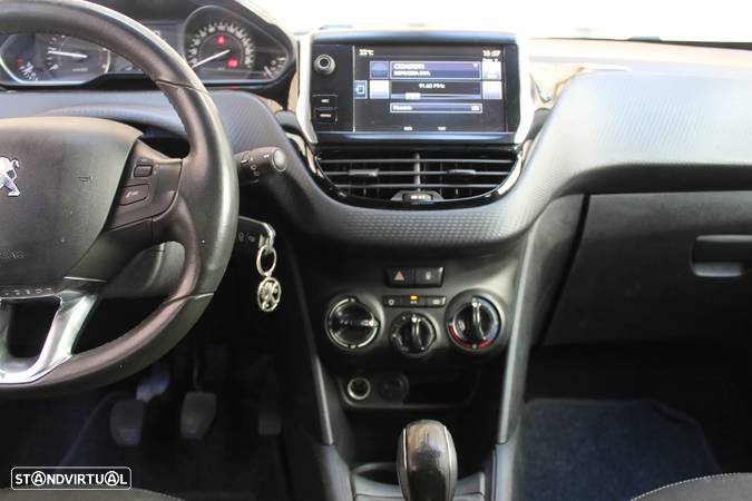 Peugeot 208 1.6 BlueHDi Style - 15