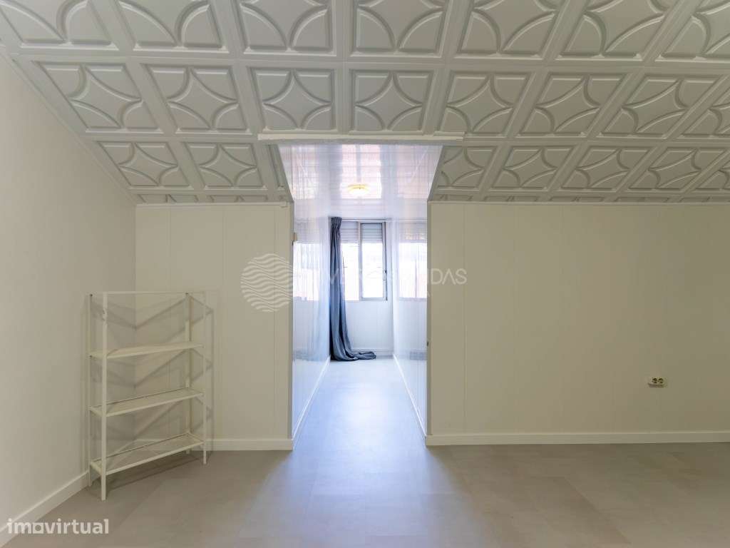Apartamento T3+1 Duplex | Renovado | Último piso | Santo António, L...-30