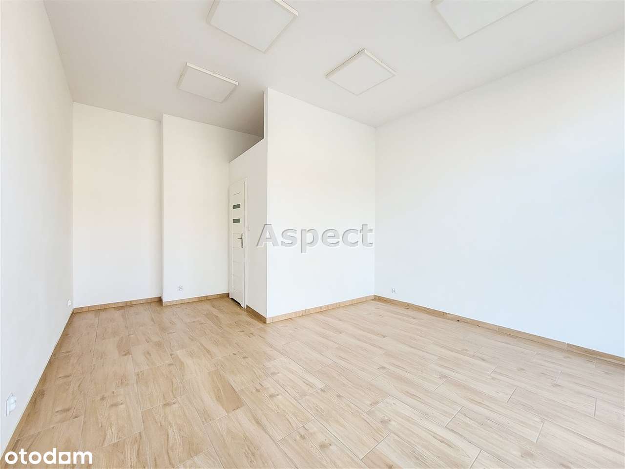 Po Remoncie Biuro Sklep Punkt Sprzedaży Salon - Pełny obrazek: 2/6