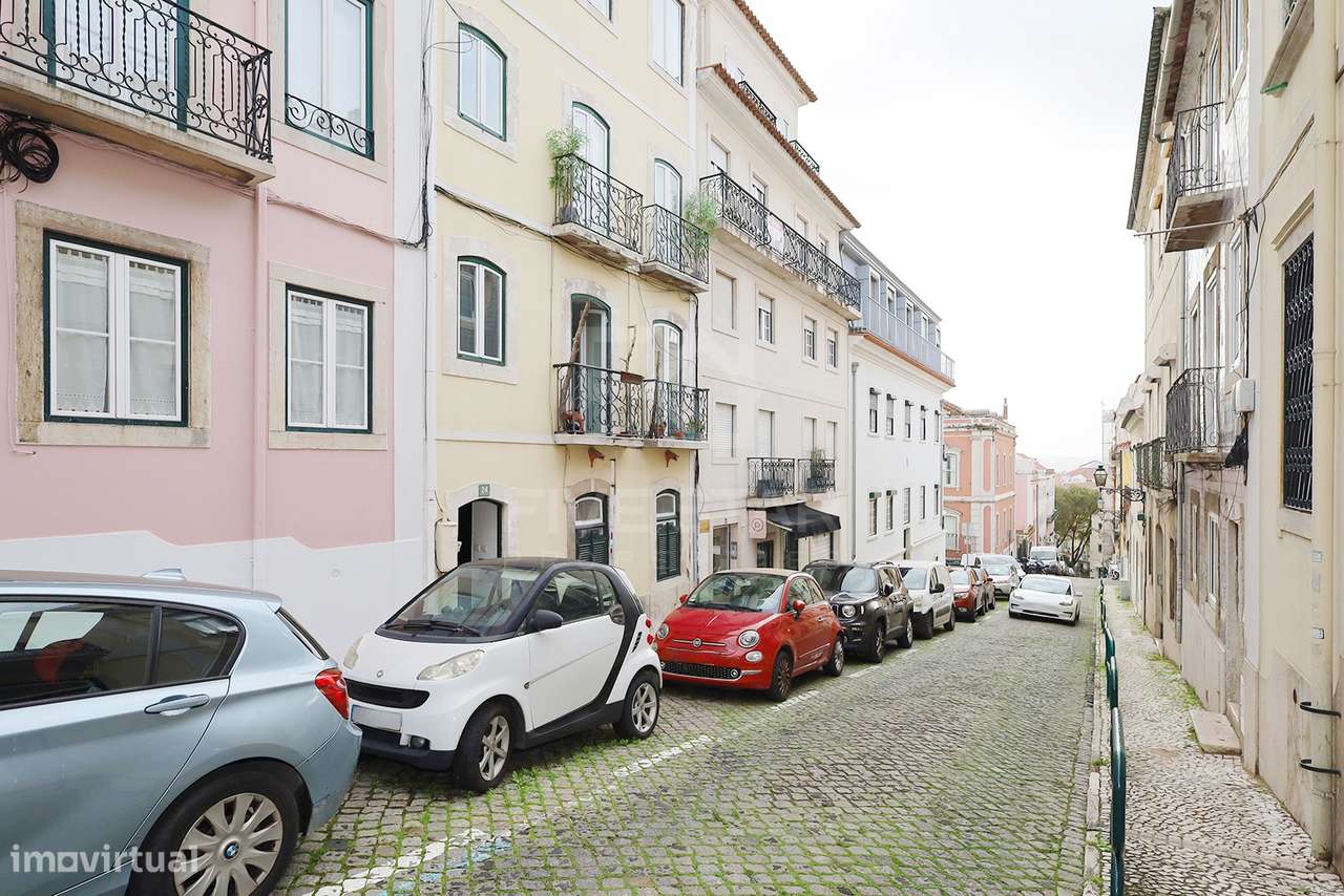 T1+1 - Príncipe Real - Renovado - Jardim Privado-37