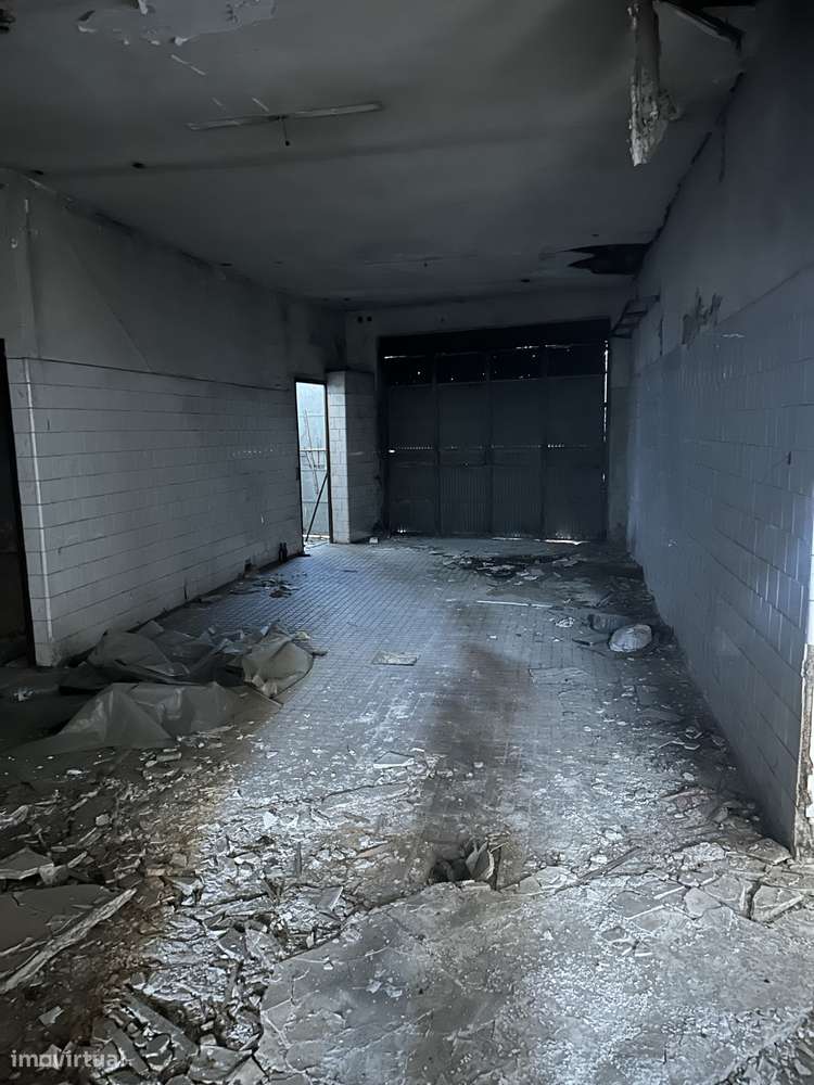 Armazém - Milheirós, Maia - com possibilidade de habitação-5